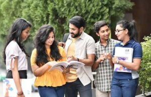 उत्तर प्रदेश बना उच्च शिक्षा में नंबर-1, 72.7 लाख छात्रों का नामांकन, लेकिन चुनौती अभी बाकी