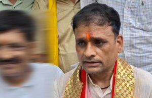 नामांकन से पहले दतिया की राजनीति गरमाई, आशुतोष तिवारी बोले- ‘नरोत्तम मिश्रा मेरे अभिभावक हैं’