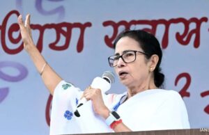 ममता-अभिषेक विवाद के बीच टीएमसी में बढ़ी अंदरूनी कलह