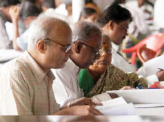 Senior Citizens Update: पेंशन पाने वालों को राहत, मुफ्त इलाज कार्ड के लिए खत्म हुई अलग आवेदन की झंझट