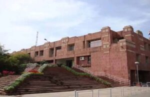 जेएनयू प्रशासन में फेरबदल, प्रो. पांडेय और दास पदों से हटाए गए