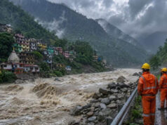 उत्तराखंड में बारिश बनी आफत, फ्लैश फ्लड की चेतावनी के बीच स्कूलों की छुट्टी; प्रशासन हाई अलर्ट पर