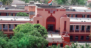 इंदौर हाईकोर्ट का अहम फैसला, महिला अपनी इच्छा से गर्भ जारी रखने या खत्म करने का निर्णय ले सकती है