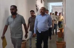 नामांतरण के लिए मांगी रिश्वत, कोंडागांव में तहसीलदार के रीडर को ACB ने रंगे हाथों दबोचा