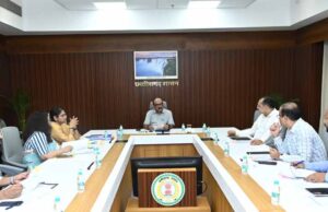 छत्तीसगढ़ में PM Awas Yojana 2.0 की समीक्षा, मुख्य सचिव ने पात्र आवासहीनों को लाभ दिलाने के दिए निर्देश