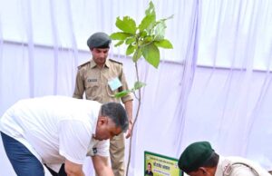 पर्यावरण संरक्षण का दिया संदेश; नवा रायपुर को “पीपल फॉर पीपल सिटी” बनाने के अभियान को बताया भविष्य के प्रति सामूहिक संकल्प