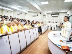 राष्ट्रीय चिकित्सक दिवस पर चिकित्सकों का किया सम्मान