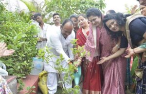 एक पेड़ माँ के नाम अभियान के अंतर्गत किया पौध-रोपण