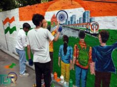 रंग दे बसंती अभियान: युवाओं ने कॉमिक्स में उकेरा ‘नया उत्तर प्रदेश’, बदलाव की दिखाई तस्वीर