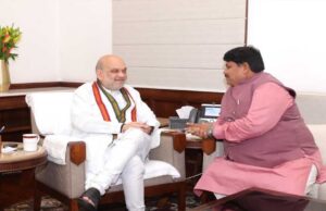 अमित शाह पर किताब लिखकर चर्चा में उज्जैन सांसद अनिल फिरोजिया, 8 महीने बाद गृहमंत्री को भेंट की पहली प्रति