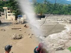 धुएं का गुबार, बाढ़ का कहर और तबाह होते पुल-शहर; नेपाल में महाप्रलय के 4 खौफनाक VIDEO