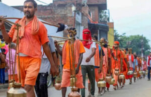 कृत्रिम पौधों, जूट और बांस से सजी कांवड़ बनी पर्यावरण संरक्षण की मिसाल