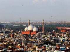 जामा मस्जिद के आसपास चला MCD का बुलडोजर, तीन पार्क कराए गए कब्जामुक्त