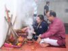 गौमाता और कृषि औजारों की पूजा-अर्चना कर अच्छी फसल व खुशहाली का कामना की