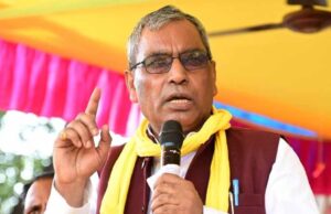 एटा-कासगंज में सपा नेताओं के विवाद पर ओम प्रकाश राजभर ने अखिलेश यादव को घेरा