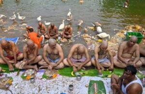 पितृ पक्ष 2026: 27 सितंबर से शुरू होंगे श्राद्ध, 10 अक्टूबर को सर्वपितृ अमावस्या