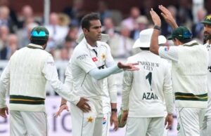 इंग्लैंड दौरे पर पाकिस्तान टीम की बढ़ी मुश्किलें, PCB ने जब्त किए खिलाड़ियों के मोबाइल
