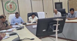 ‘आशीर्वाद का दीया’ कार्यक्रम से संवर रहा महिलाओं का जीवन, मिट्टी के दीयों में झलक रहा स्वावलंबन और आत्मनिर्भरता का सपना।