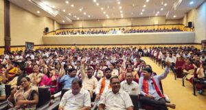 साइबर अपराध के खिलाफ खैरागढ़ में जागरूकता अभियान, मंत्री लक्ष्मी राजवाड़े की मौजूदगी में 2 हजार लोगों ने लिया संकल्प