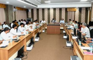 लोक निर्माण विभाग के सचिव ने पुल-पुलियों और राष्ट्रीय राजमार्गों के कार्यों की समीक्षा की