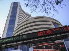 शेयर बाजार में भारी गिरावट, Sensex 552 अंक फिसला; Nifty 23,300 के नीचे पहुंचा