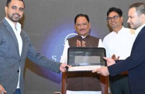 सेंध लेक सिटी और इलेशियम क्लब्स की साझेदारी घोषणा एवं अनुबंध हस्ताक्षर समारोह में शामिल हुए मुख्यमंत्री