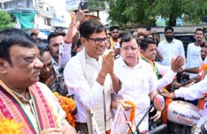 वित्त मंत्री एवं जांजगीर जिले के प्रभारी मंत्री ओ.पी. चौधरी बाइक रैली में हुए शामिल, युवाओं का बढ़ाया उत्साह