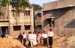 गुणवत्ता के साथ निर्धारित समयावधि में कार्य पूर्ण करने के दिए निर्देश