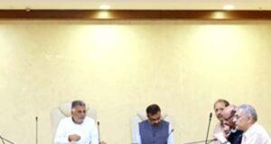 उच्च शिक्षा विभाग और प्रदेश के 17 सार्वजनिक विश्वविद्यालयों के बीच डिलीवरी पार्टनरशिप एग्रीमेंट पर हुए हस्ताक्षर