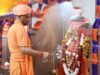 गोरखनाथ मंदिर के शक्तिपीठ में गोरक्षपीठाधीश्वर एवं मुख्यमंत्री योगी आदित्यनाथ ने की कलश स्थापना